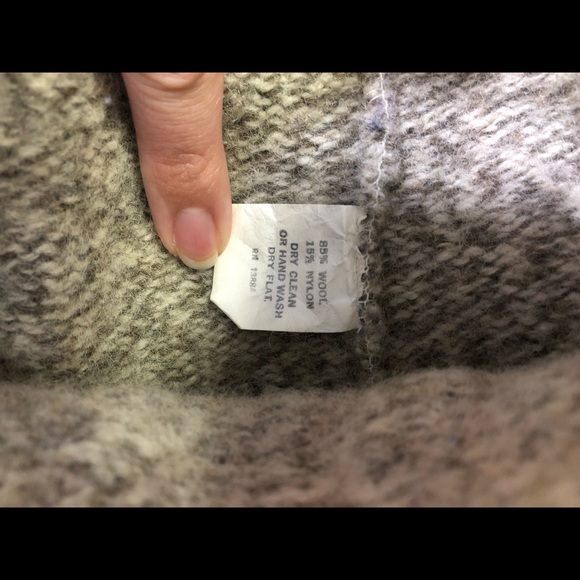 Shelter Mountain Womens Wool Sweater - Picture 8 of 9